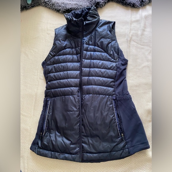 lululemon athletica Jackets & Blazers - Lululemon Vest size 8